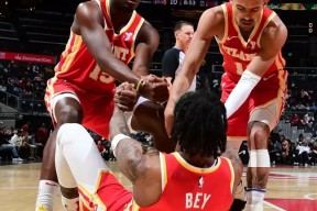 万博体育包含NBA常规赛赛程吃紧；多伦多猛龙赛后扳平良机；态度坚定；身体对抗强度拉满的词条